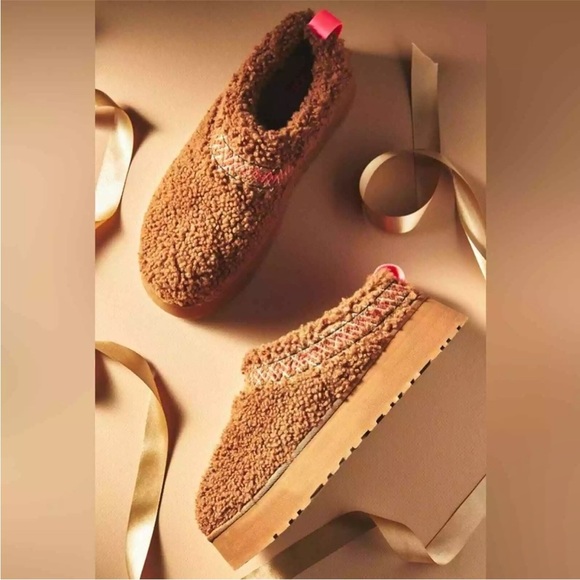 Ugg Braided Tazz Slipper Size 7 NEW - Picture 1 of 16